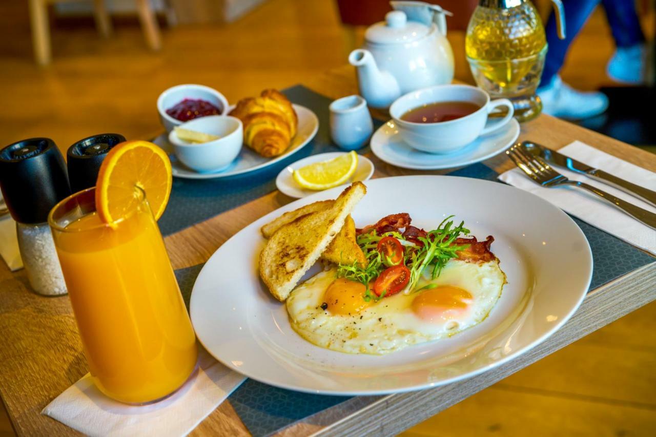 Plaza Prague Hotel - Czech Leading Hotels Ngoại thất bức ảnh